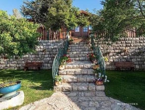 בקתות%20עץ%20הר%20ארי%20,%20בית%20גאן